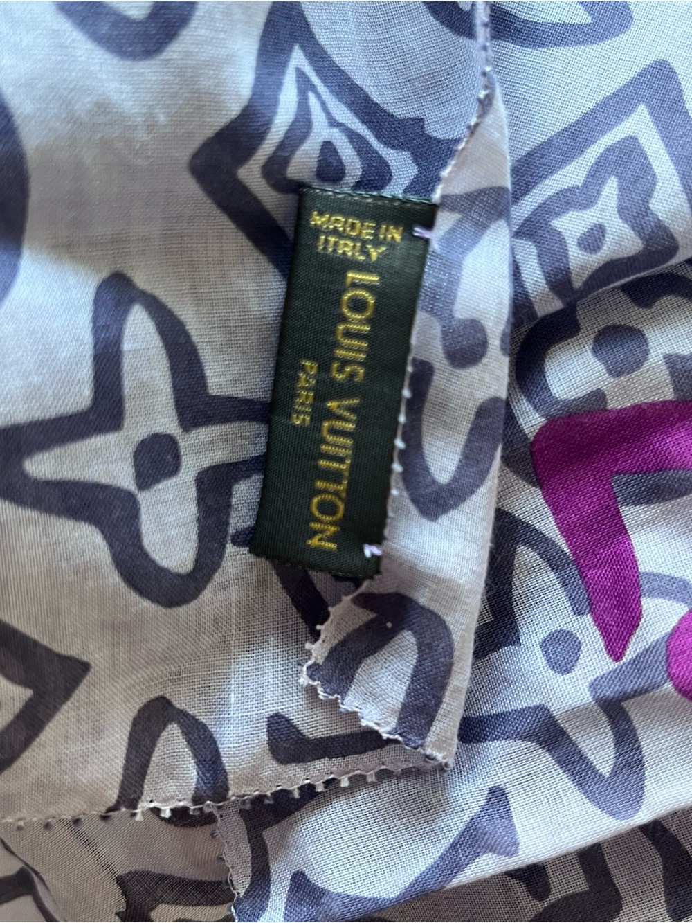 AUTHENTIC Louis Vuitton Lavender and Purple Monogram Scarf/Pashmina
NEVER USED - Picture 2 of 3